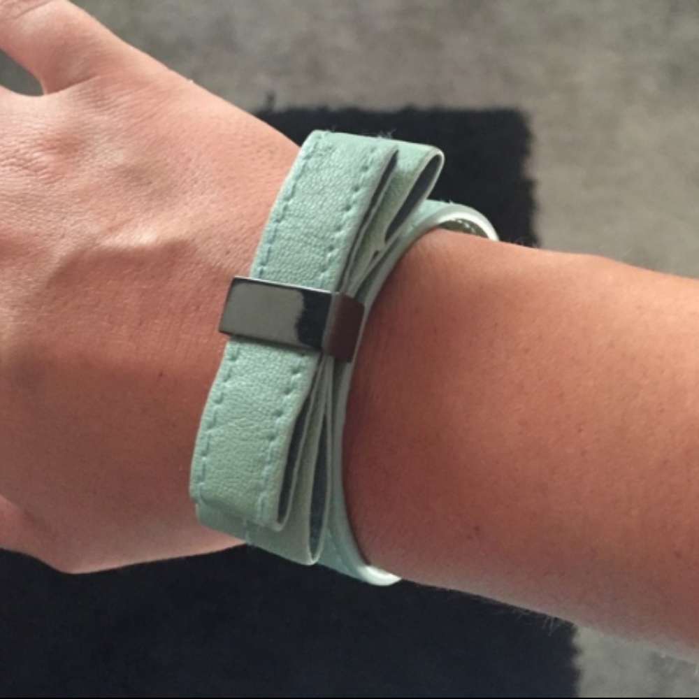NWT BCBGeneration bow bracelet turquoise